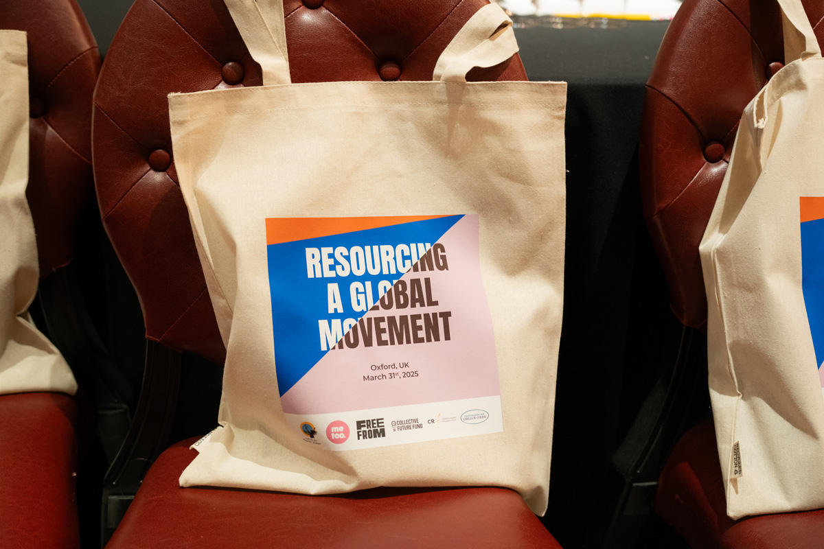 WEB MM GLOBAL MOVEMENT 25 OXFORD